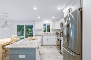 独立别墅, 2 间卧室 | 私人厨房 | 冰箱、烤箱、茶具/咖啡用具、烤面包机