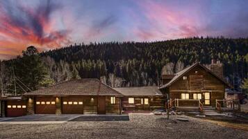 Cabin, 3 Bedrooms | Exterior