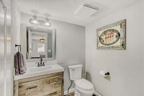 Kulübe, 3 Yatak Odası | Banyo
