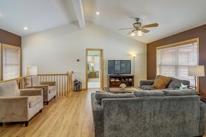 Cabin, 5 Bedrooms | Living area - Beaver Lodge 5 Bedroom Cabin (Granby)