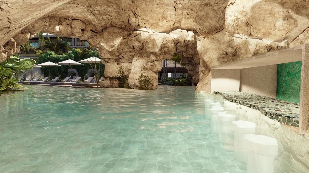 5 outdoor pools, open 8:00 AM to 6:30 PM, cabanas (surcharge)