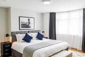 4 chambres, fer et planche à repasser, Wi-Fi gratuit, draps fournis