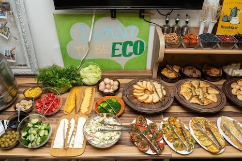 ECO ART Hotel