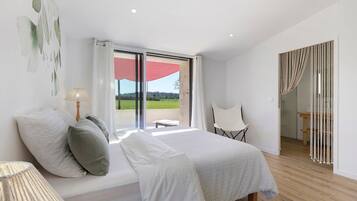 1 bedroom, WiFi, bed sheets, wheelchair access