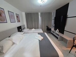 1 bedroom, iron/ironing board, WiFi, bed sheets - Hotel Vision work and live - Magnificent fully equipped apartment in the center of Brasília. (Brasília)