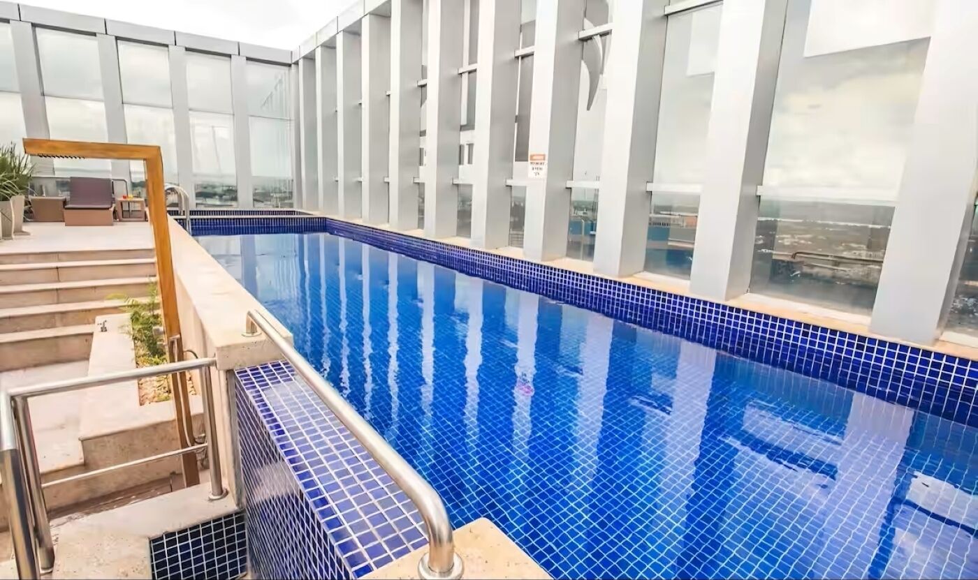 Piscina interna, piscina externa