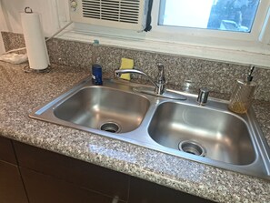 Apartment, 1 Bedroom, Smoking, City View | Interior - 1 Bedroom Spacious apt in Beverly Hills (Beverly Hills)