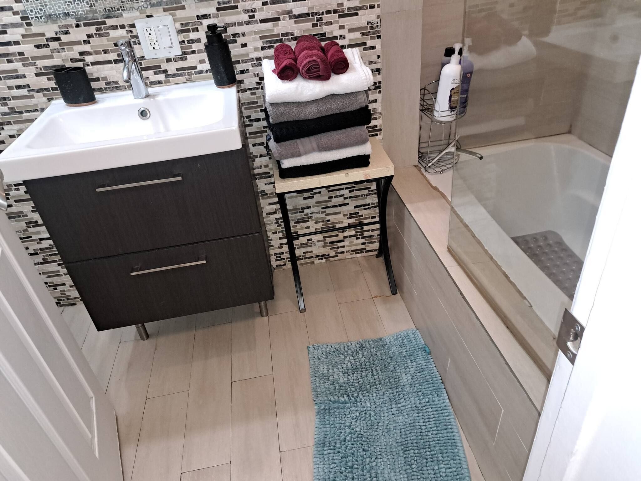 Appartement, 3 chambres, accessible aux personnes à mobilité réduite, fumeurs | Salle de bain