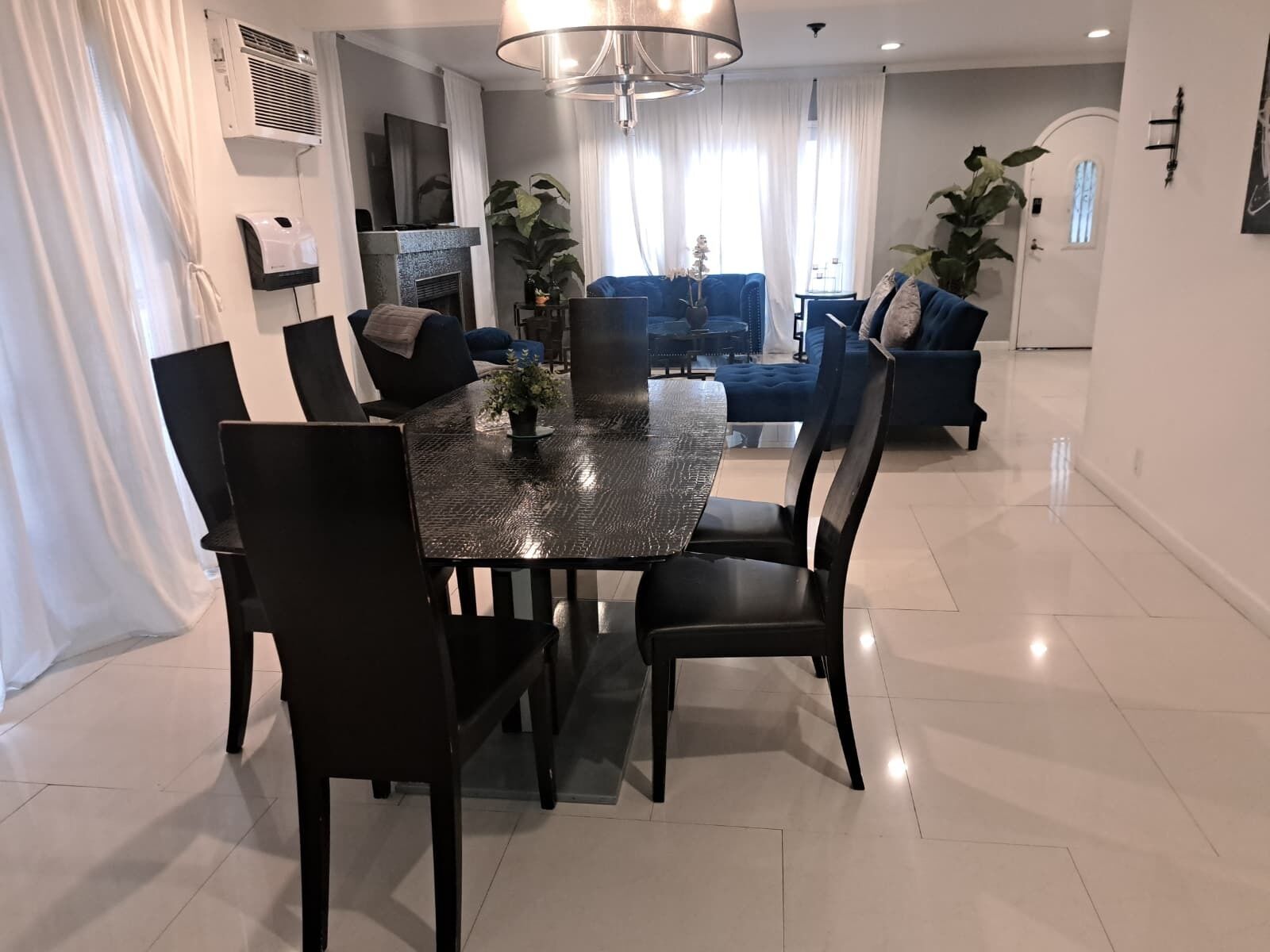 Appartement, 3 chambres, accessible aux personnes à mobilité réduite, fumeurs | Salle à manger