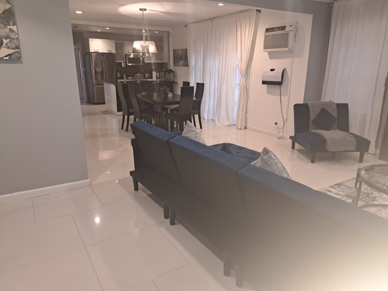 Apartment, 3 Bedrooms, Accessible, Smoking | Living area