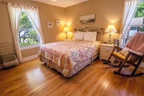 Iron/ironing board, free WiFi, bed sheets - Eastern Shores: Spacious Lake Michigan Retreat at Beachwalk Resort (Michigan City)