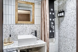 Hair dryer, towels, soap, toilet paper - Chic mountain apartment - Exceptional view (Cordon)