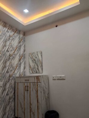 Interior - STANDARD DOUBLE BED ROOM WITH ATTACHED BATH, COUPLES ALLOWED (Kolkata)