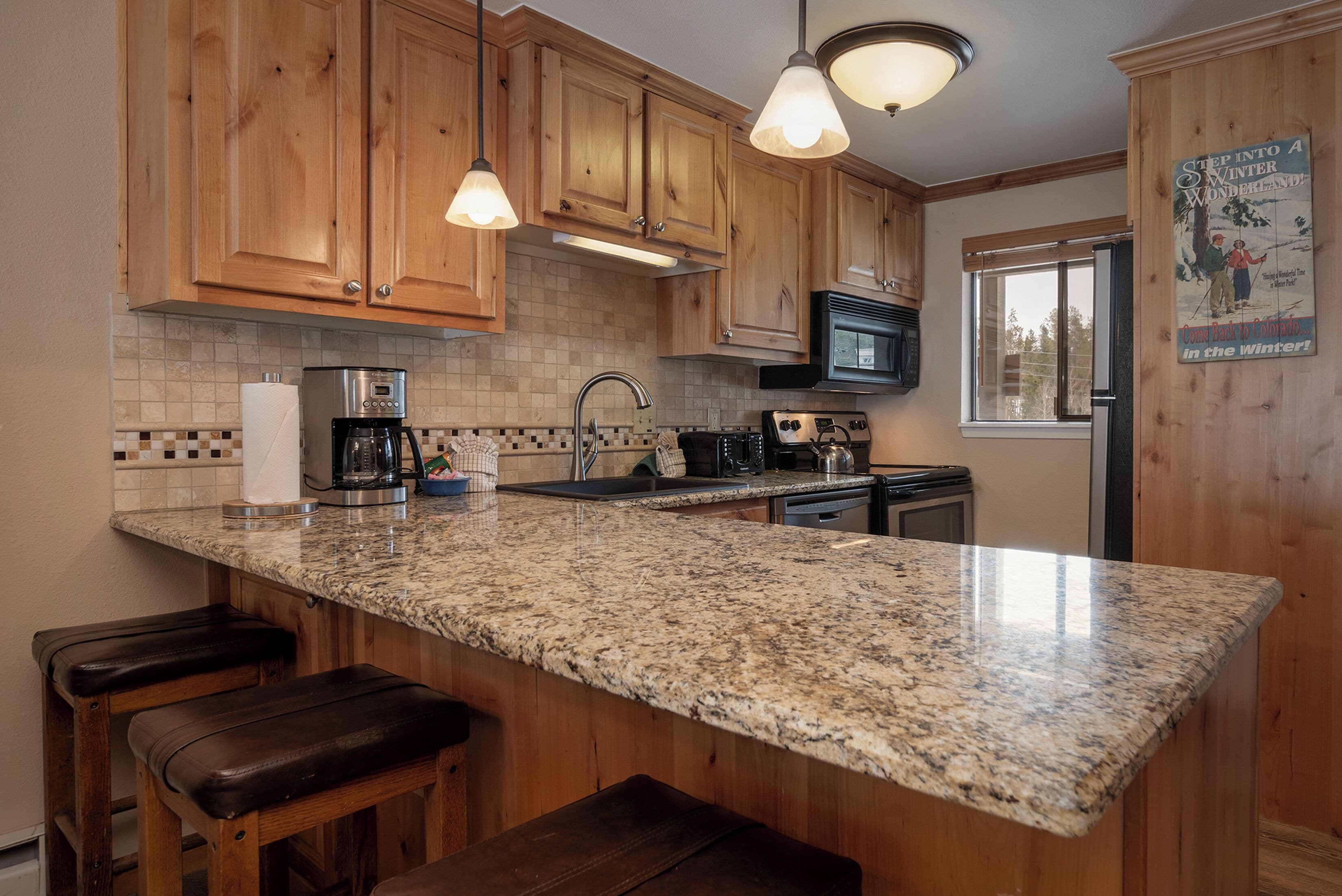 冰箱、微波炉、烤箱、炉灶