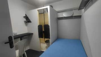 Economy Studio Suite | Laptop workspace, free WiFi