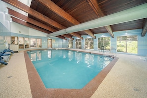 Pool - This condo located in Winter Park Colorado with distinct lodge feel (Winter Park)