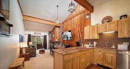 Vaulted Ceilings give the feeling of a lot of space and the views of Winter Park