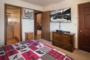 2 Schlafzimmer, Reisekinderbett, Internetzugang, Bettwäsche