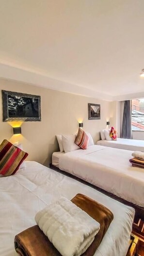 Habitación triple Confort | Wifi gratis 