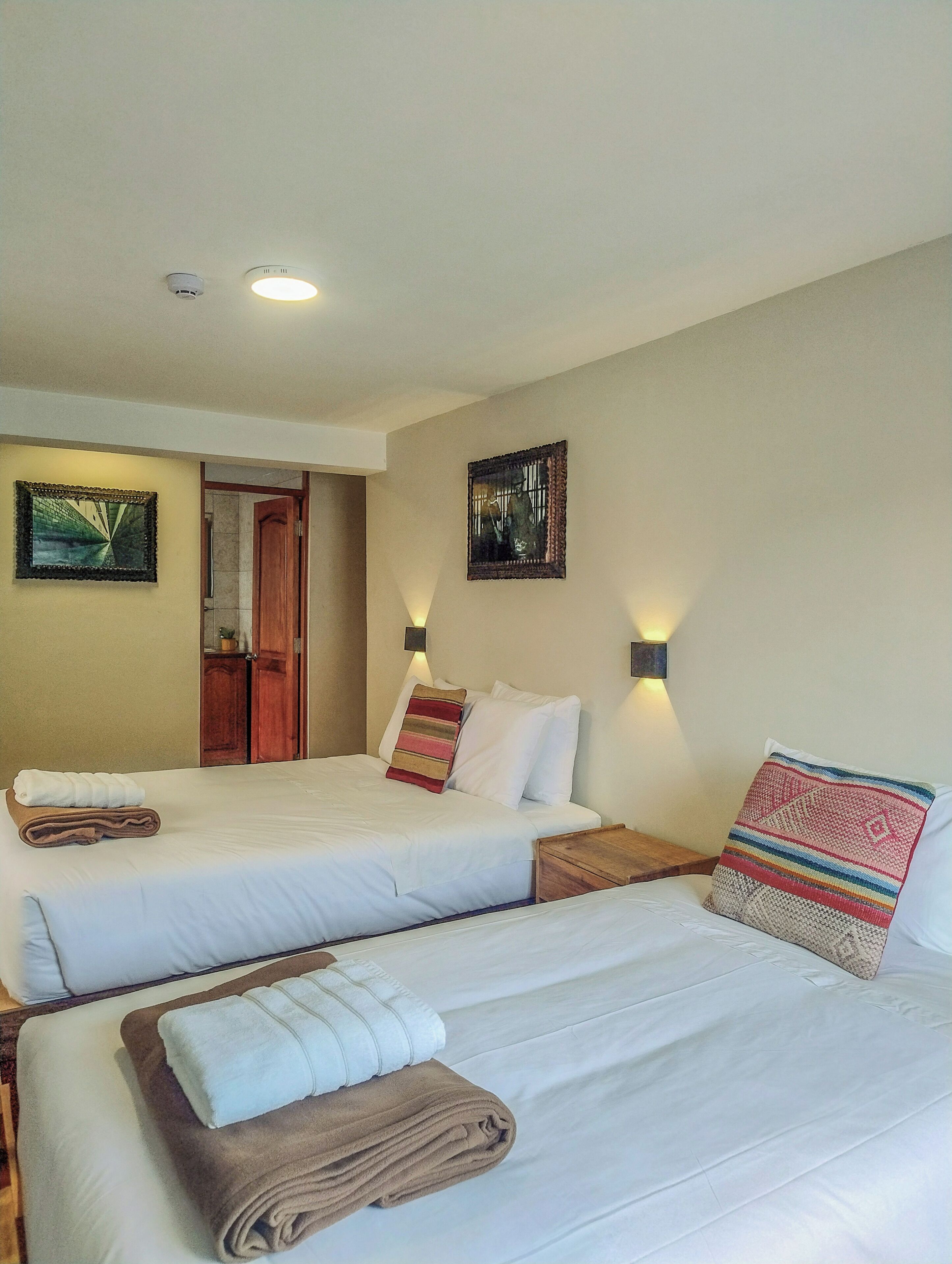 Economy Twin Room | Free WiFi
