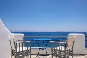 House - Aegean Whispers Sea Front Villa in Tinos (Tinos)