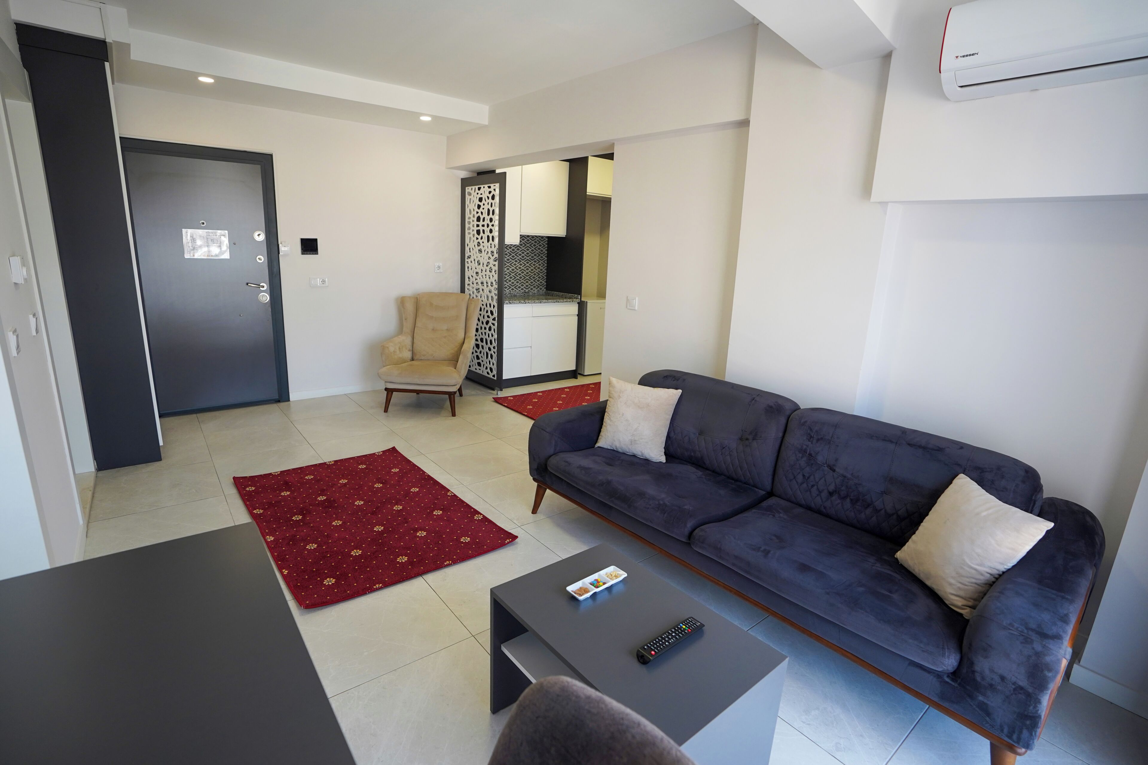 Grand Suite, 2 Double Beds | Desk, laptop workspace, blackout curtains, iron/ironing board