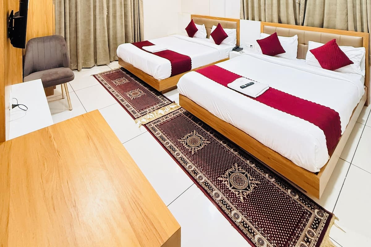 Family Room, City View | Iron/ironing board, free WiFi