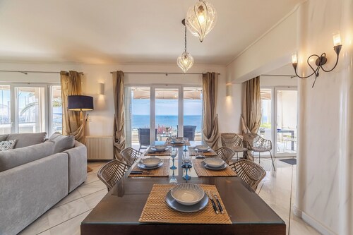 Blue Horizon Villa, Bill & John Villas
