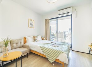 Quarto casal, para não fumantes, vista para a cidade | Cortinas blackout, quartos à prova de som, ferros/tábuas de passar roupa