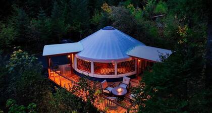 Scenic Woodland Yurt with Stargazing Dome & Firepit near Carson, Washington