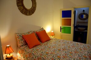 5 camere, ferro/asse da stiro, Wi-Fi gratuito, lenzuola