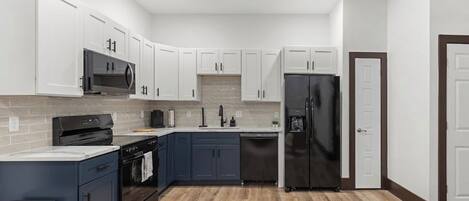 Microwave, oven, stovetop, dishwasher