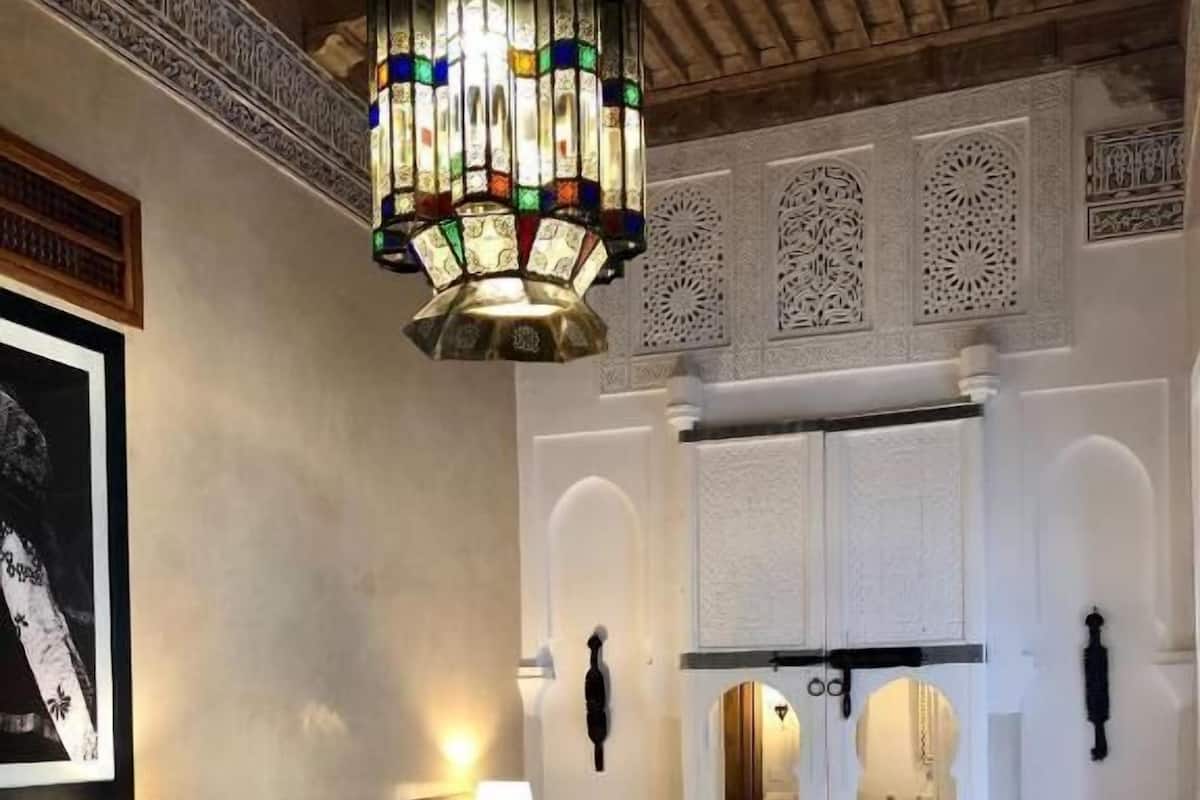 Deluxe Suite, Pool View | In-room safe, free WiFi