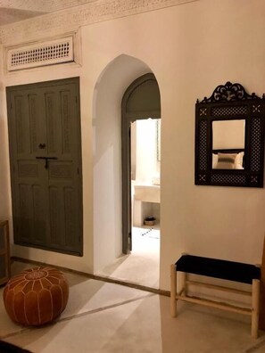 Suite, Patio, Pool View | Interior - HADIKA MARIA (Marrakech)