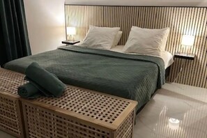 2 Schlafzimmer, Zimmersafe, Schreibtisch, Bügeleisen/Bügelbrett