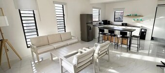 Bright and Modern Residence - The Perfect Base to Discover Curaçao!