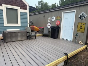 Terrace/patio - Once in a Blue Moon Tiny house with porch Gazebo and additional LivingQuarters (Fairmount)