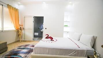 Habitación Deluxe, vistas al jardín | Wifi gratis