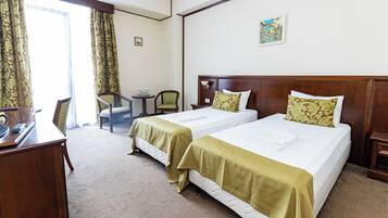 Comfort Twin Room, Lake View | In-room safe, iron/ironing board, free WiFi