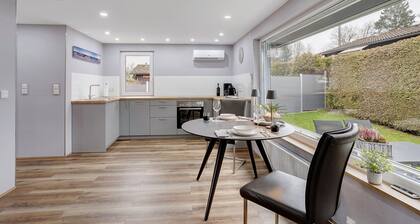 Holiday Home Adelon with Private Terrace, Wi-Fi, and Air Conditioning at Lake Möhnesee