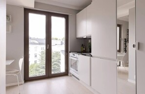 Private kitchen - Quiet Studio in Oslo Center Queen Bed & Rooftop (Oslo)