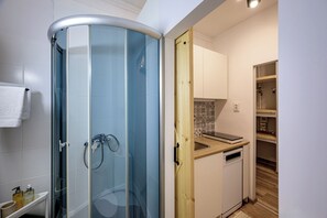 Studio | Bathroom - RentPlanet - Apartament Zdrowa (Wrocław)