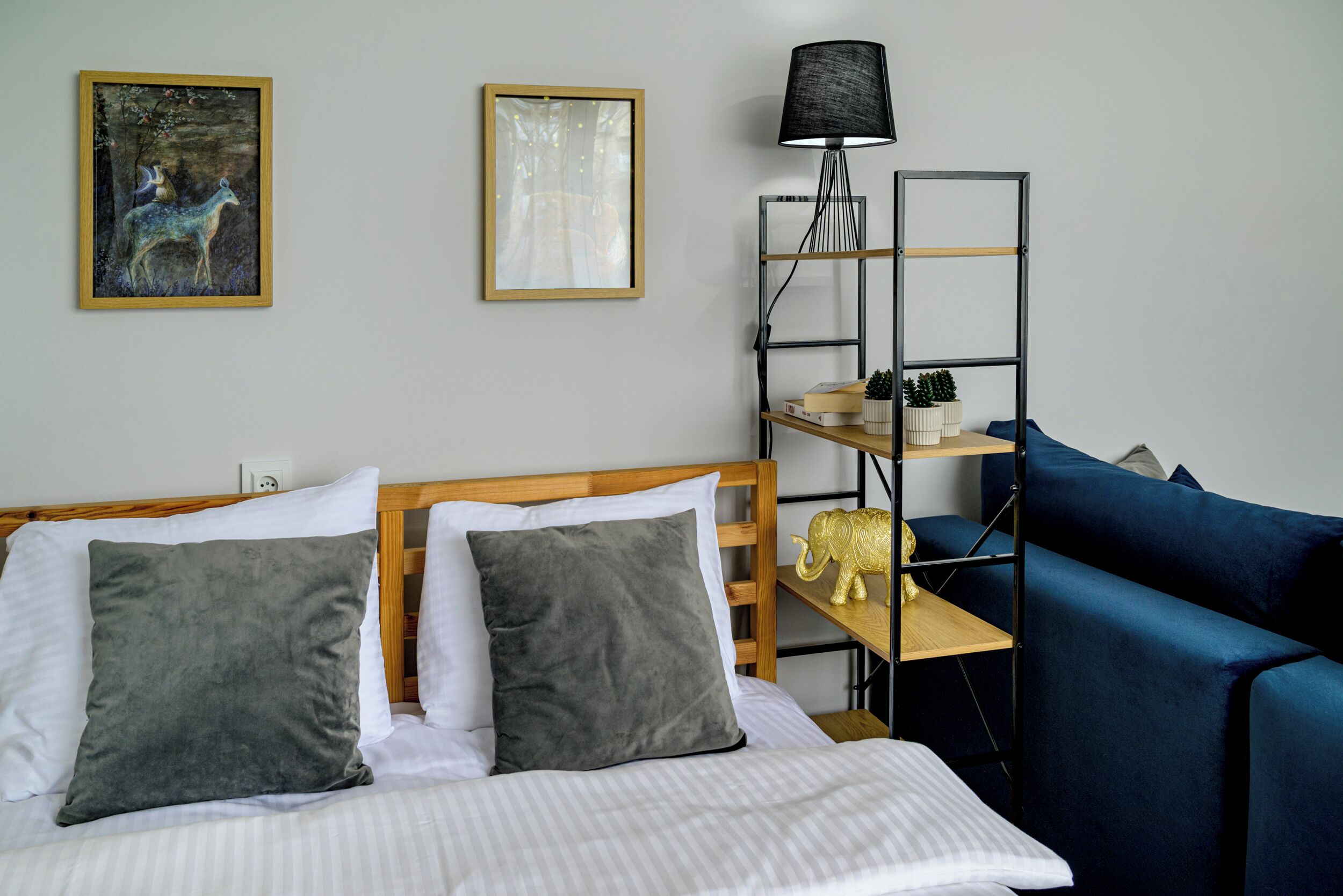 Tabla de planchar con plancha y wifi gratis 