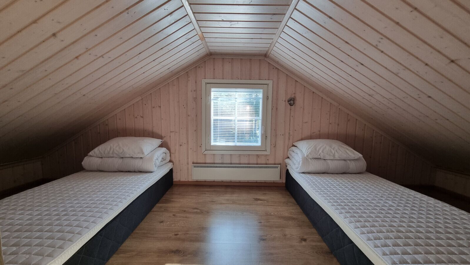 3 bedrooms, iron/ironing board, WiFi