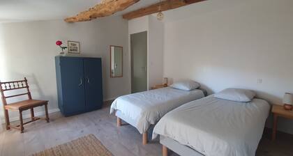 Maison d'hĂŽtes entre Royan et Saintes "Good vibes only"