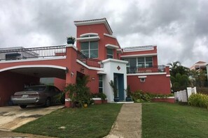 Exterior - Entire home in Machos, Puerto Rico (Ceiba)