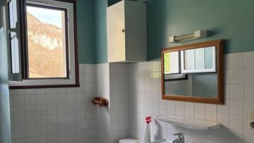 Savon, papier toilette