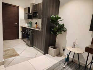 Classic Studio, Balcony, City View | Interior - Little Haven (Accra)