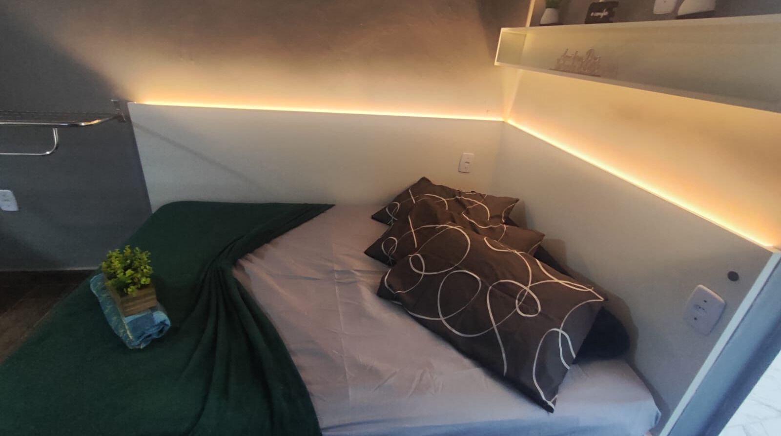 1 quarto, Wi-Fi de cortesia, roupa de cama