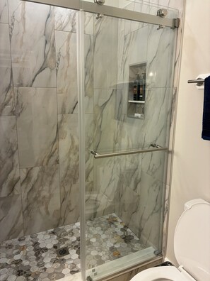 Bathroom - Riverside Retreat with Walk-around Deck & Gourmet Kitchen - Walk to Everything (Bradenton)